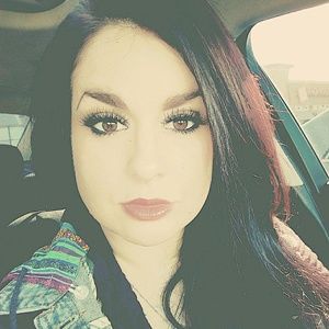 Meet your Posher, Lindsey